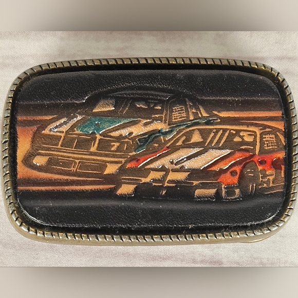 Lot of 3 Vintage Belt Buckles Taurus, Agate and Racing Car Belt Buckles - Picture 3 of 8